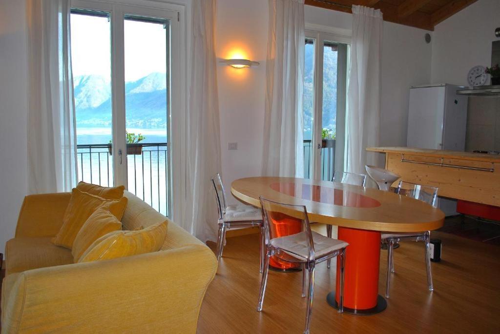 Ferienwohnung Luxury Penthouse With Big Terrace Argegno Exterior foto